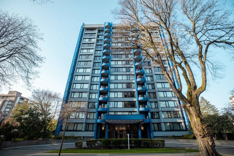 Photo of Blue Crest Apartments Property Image