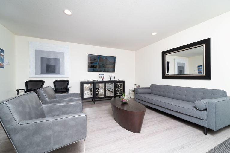 Photo of Taylor Heights Apartments Property Image