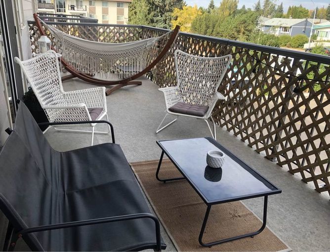 Photo of MODERN 1 Bedroom with In-suite laundry AND Dishwasher Property Image