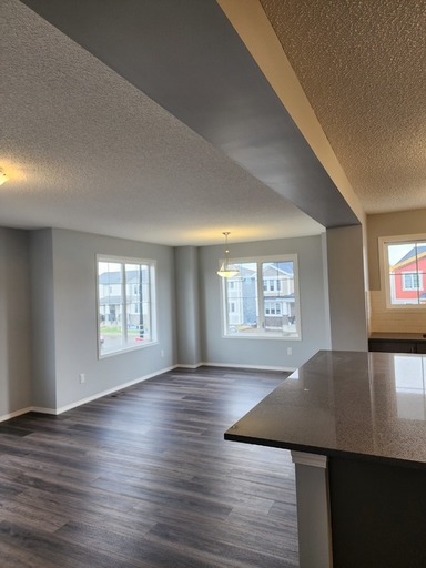 Photo of Beautiful stillwater 3 bedroom plus den townhouse for rent Property Image