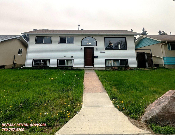 Photo of UPPER 7247 147 Avenue Northwest Property Image