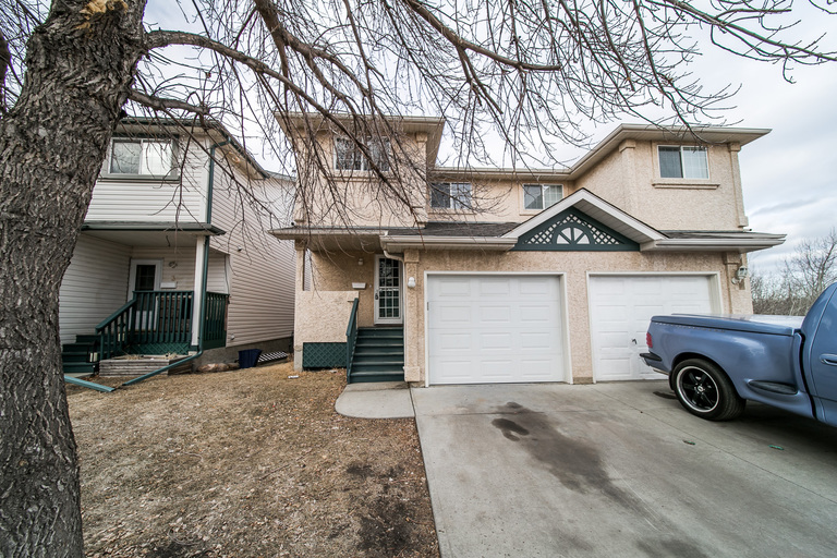 Photo of 2-300 Hooper Cres Nw Property Image