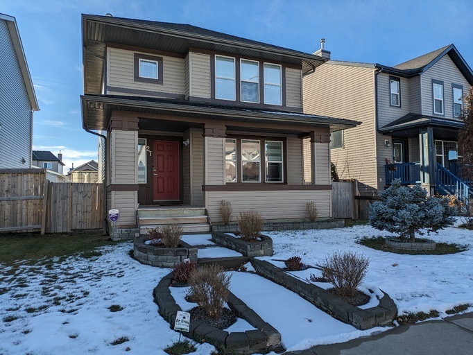 Photo of ~ BEAUTIFULLY SPACIOUS 2 MASTER SUITE SINGLE FAMILY HOME ~ Property Image