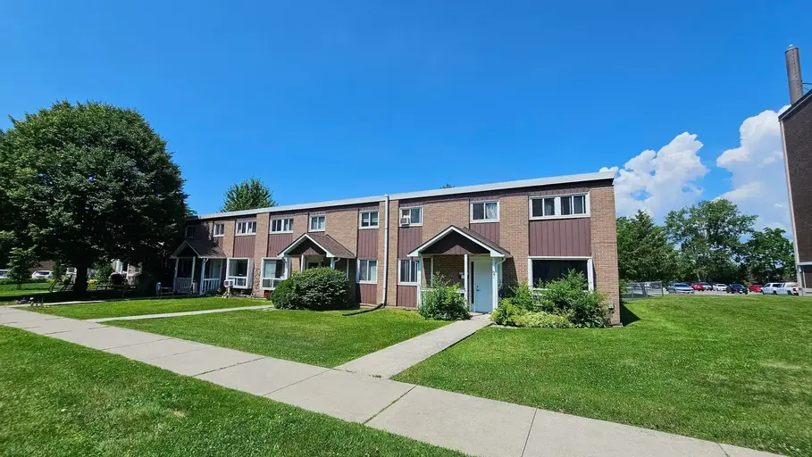 Photo of Parkway Court Property Image