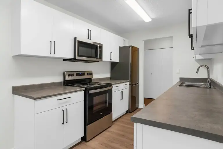 Photo of Cypress Glen Apartments Property Image