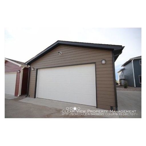 Lethbridge Garage Space For Rent 98 Sunridge Boulevard West