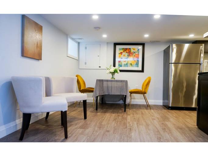 NEWLY RENOVATED 1 BEDROOM APARTMENT | 74 Cathcart Street ...