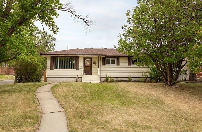 Photo of Renovated basement suite Property Image