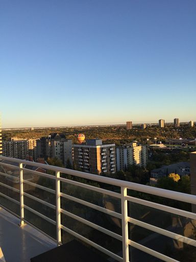 Photo of 2 BED 2 BATH DOWNTOWN CONDO WITH UNOBSTRUCTED VIEWS Property Image