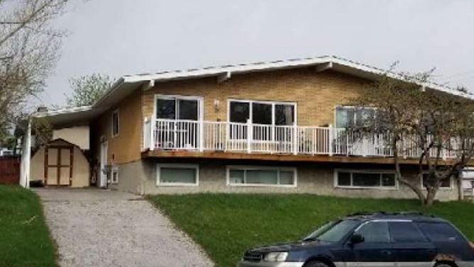 Photo of 2 Bed / 1 Bath Main Floor Suite in Huntington Hills NW Property Image