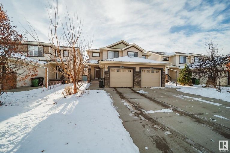Photo of FULLY FINISHED basement HALF DUPLEX LOCATED ON A QUIET STREET Property Image