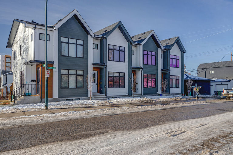 Photo of Executive Townhouse Rental Property Image