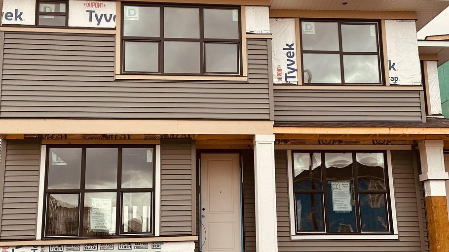 Photo of Entire Home in NW Calgary Property Image