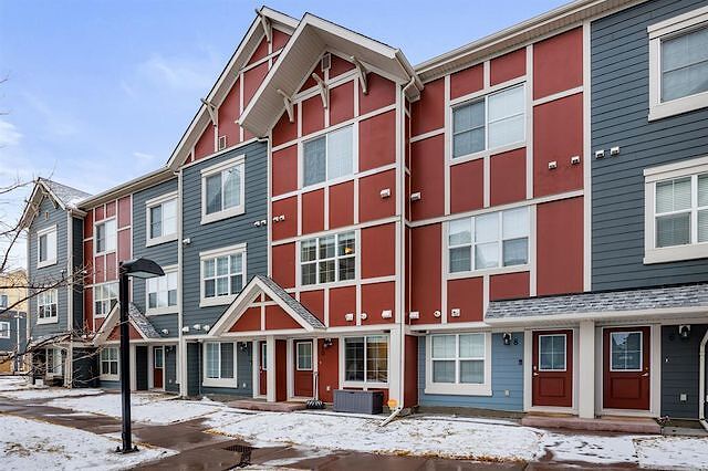Photo of LAKESIDE LIVING townhome - 2 BDRs + Den - 2.5 BTHs - ATT GARAGE Property Image