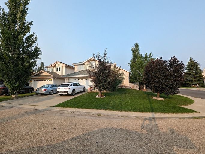 Photo of 6 bedroom 4 washroom house for rent in Twin Brooks! Property Image