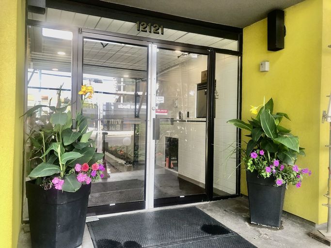 Photo of Spacious Sunny View for You Property Image