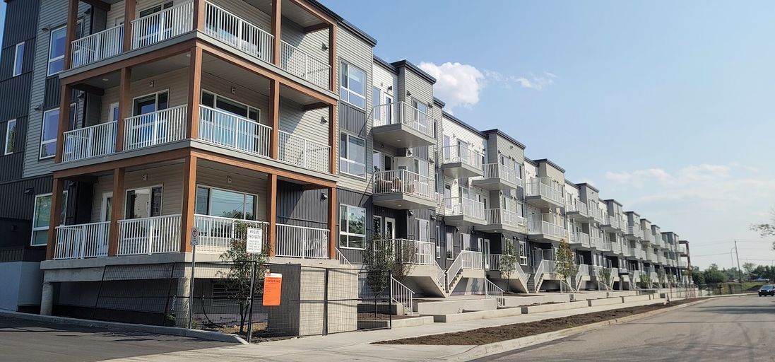 Photo of Brand New 1 Bedroom Condo in Inglewood! Property Image