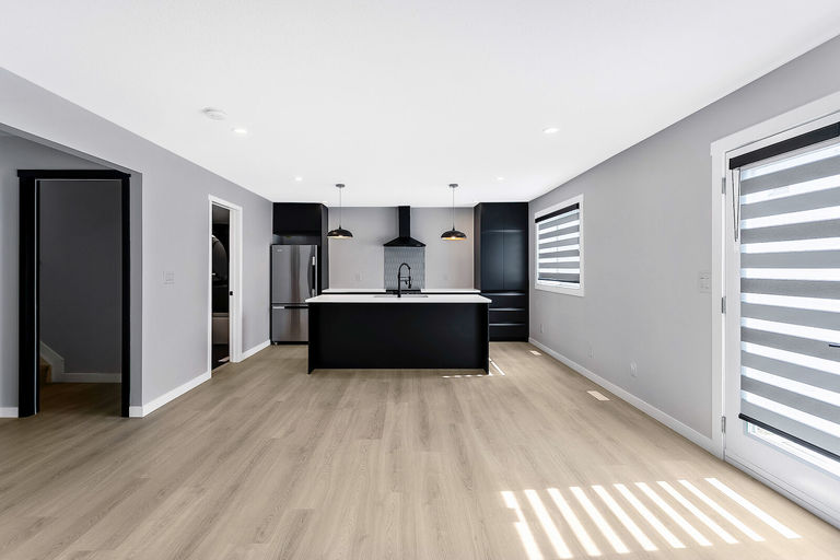 Photo of Fully renovated 2 bedroom walkout basement suite! Property Image