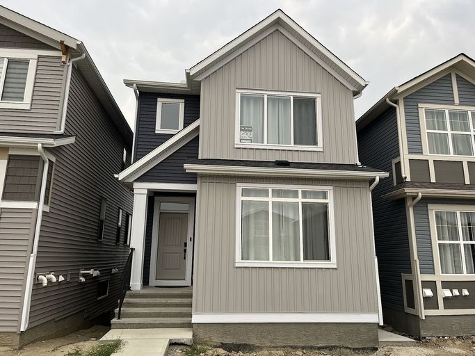 Photo of Detached upgraded house Property Image