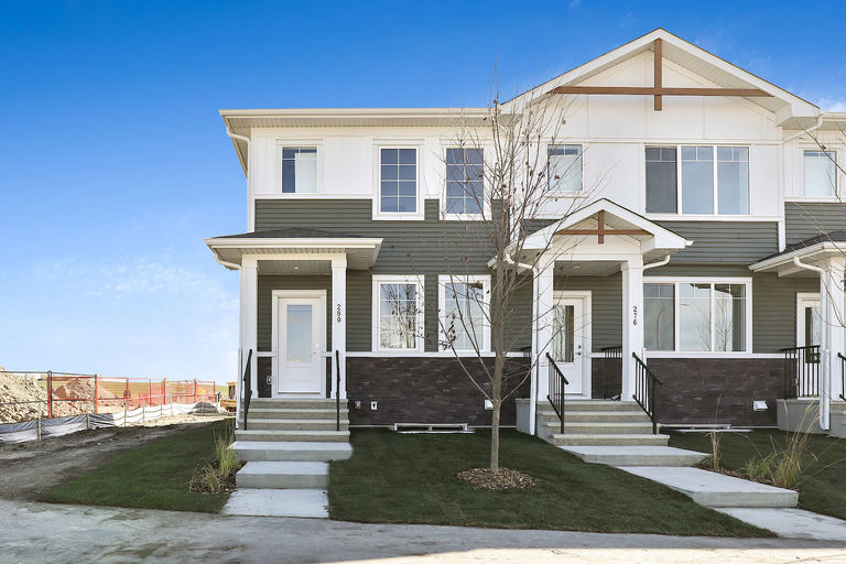 Photo of Beautifully Upgraded New Build 3 Bedroom Townhome Property Image