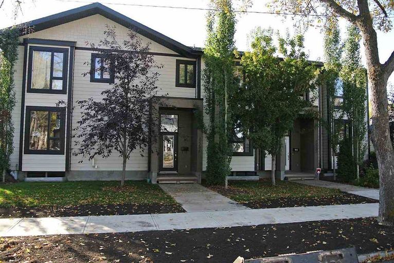 Photo of Cozy 3 bedrooms and 2.5 bathrooms townhouse Property Image