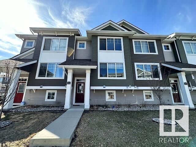 Photo of Executive townhouse Property Image