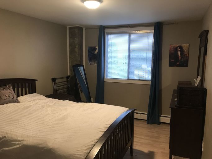 Photo of 1 Bed/1Bath Close to Legislature and Jasper Ave Property Image