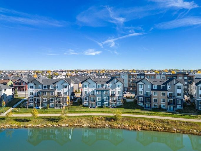 Photo of CANAL VIEW- BRAND NEW TOWNHOUSE Property Image