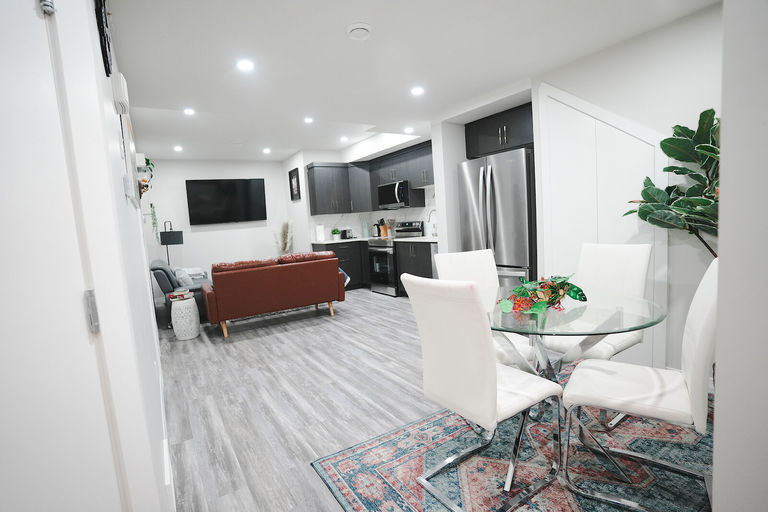 Photo of Luxurious legal basement suite in a quiet riverside community Property Image