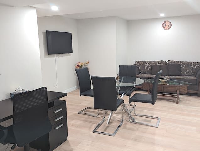 Photo of Legal Suite for Short Term/long Term Rental with Furniture Property Image