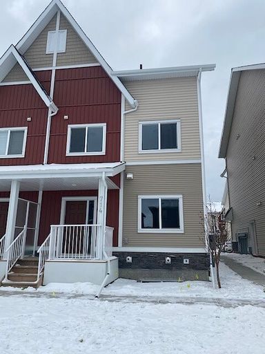Photo of Brand New 3 Bedroom Townhouse in Redstone Property Image