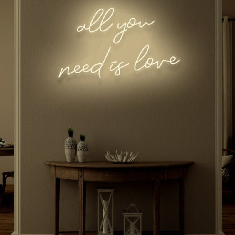 All You Need Is Love LED Neon skilt i varm hvid