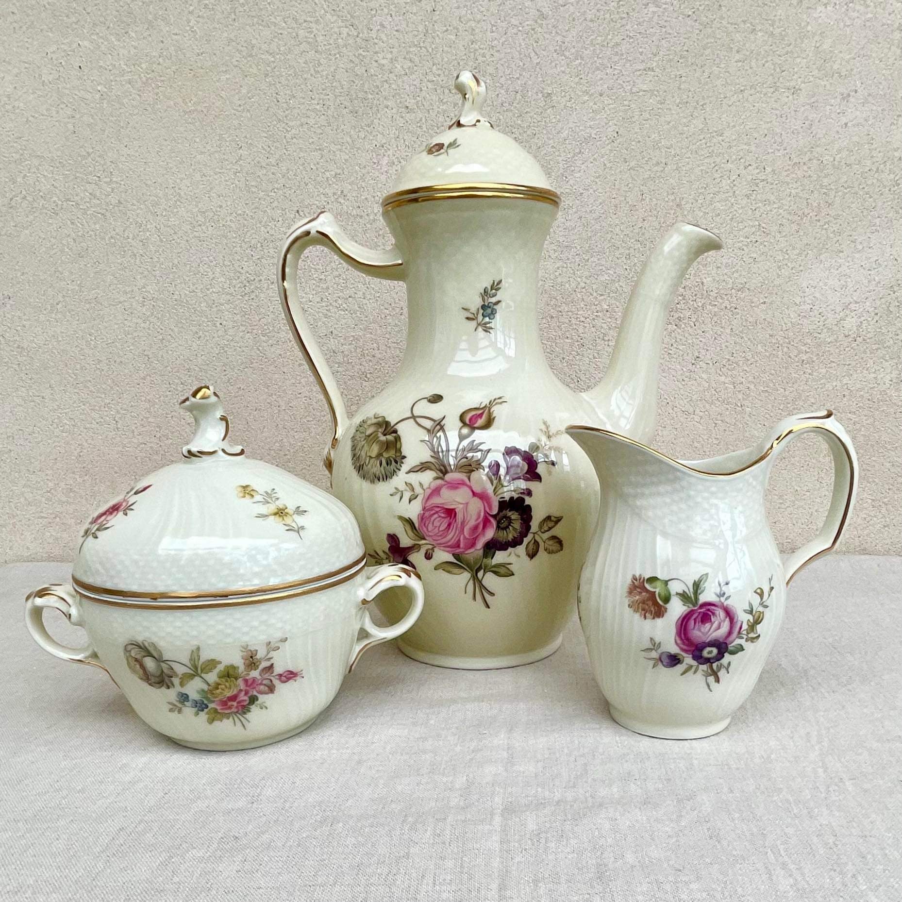 Kaffestel 25 personer- Frijsenborg/ Royal Copenhagen