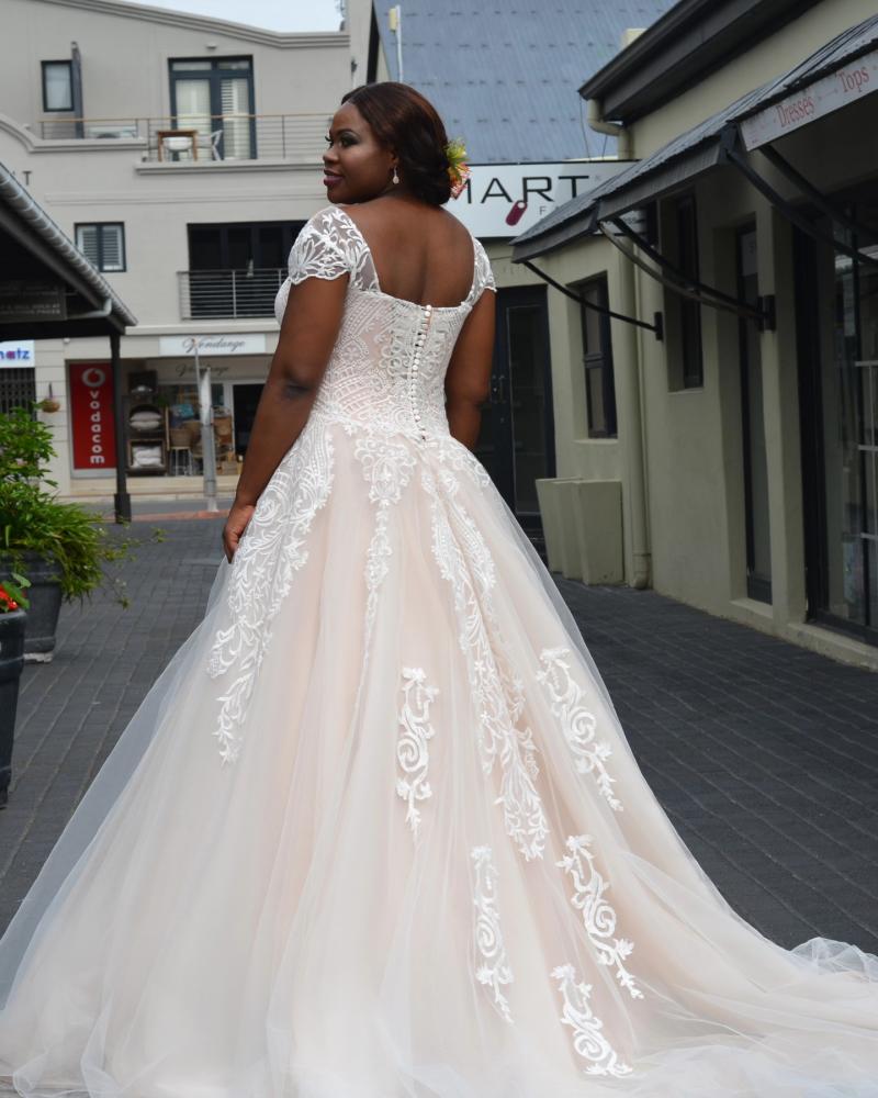 Plus size brudekjoler stort udvalg