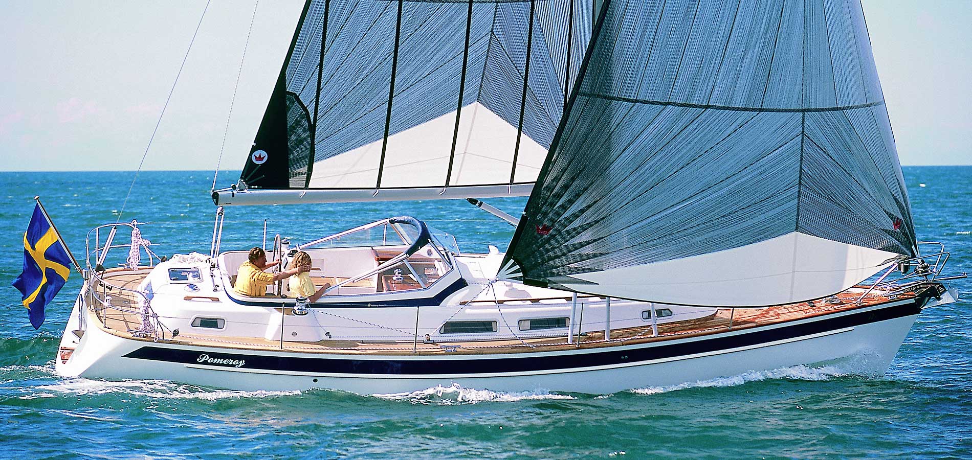 Hallberg-Rassy 37