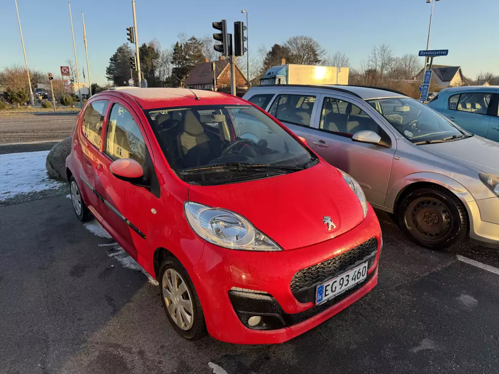 Peugeot 107 5d
