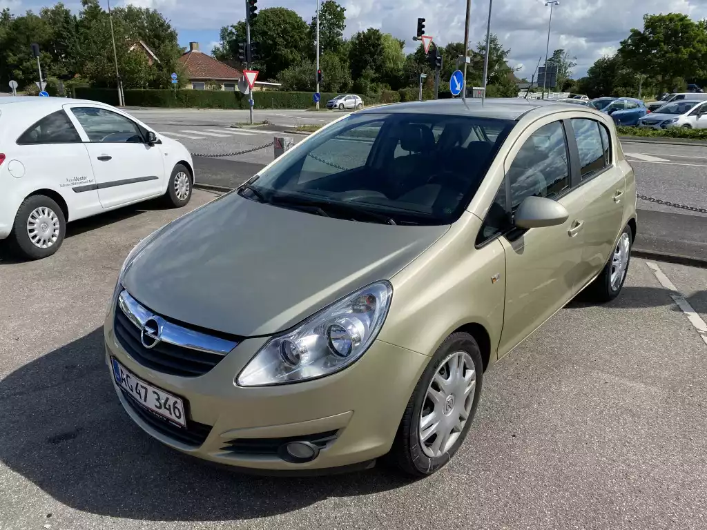 Opel Corsa 5 dørs benzin