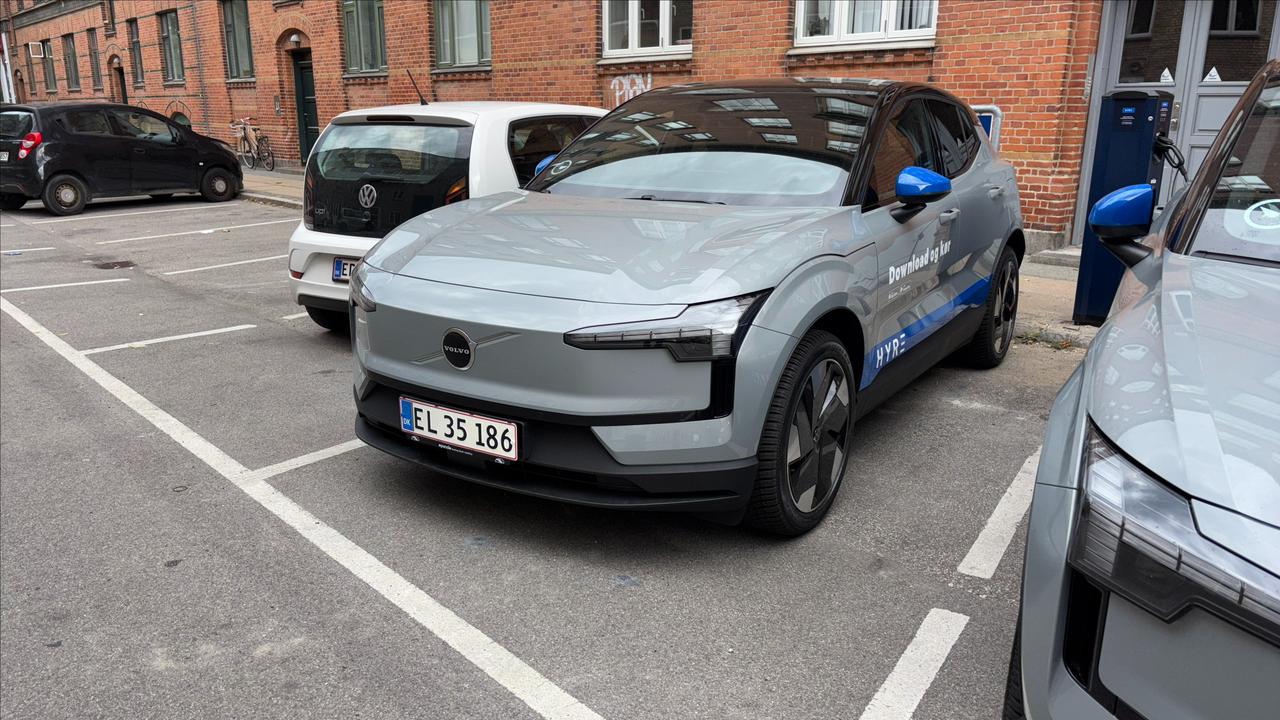 Volvo EX30