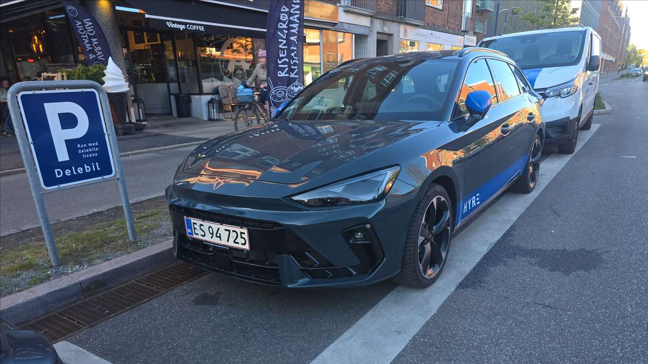 CUPRA Leon