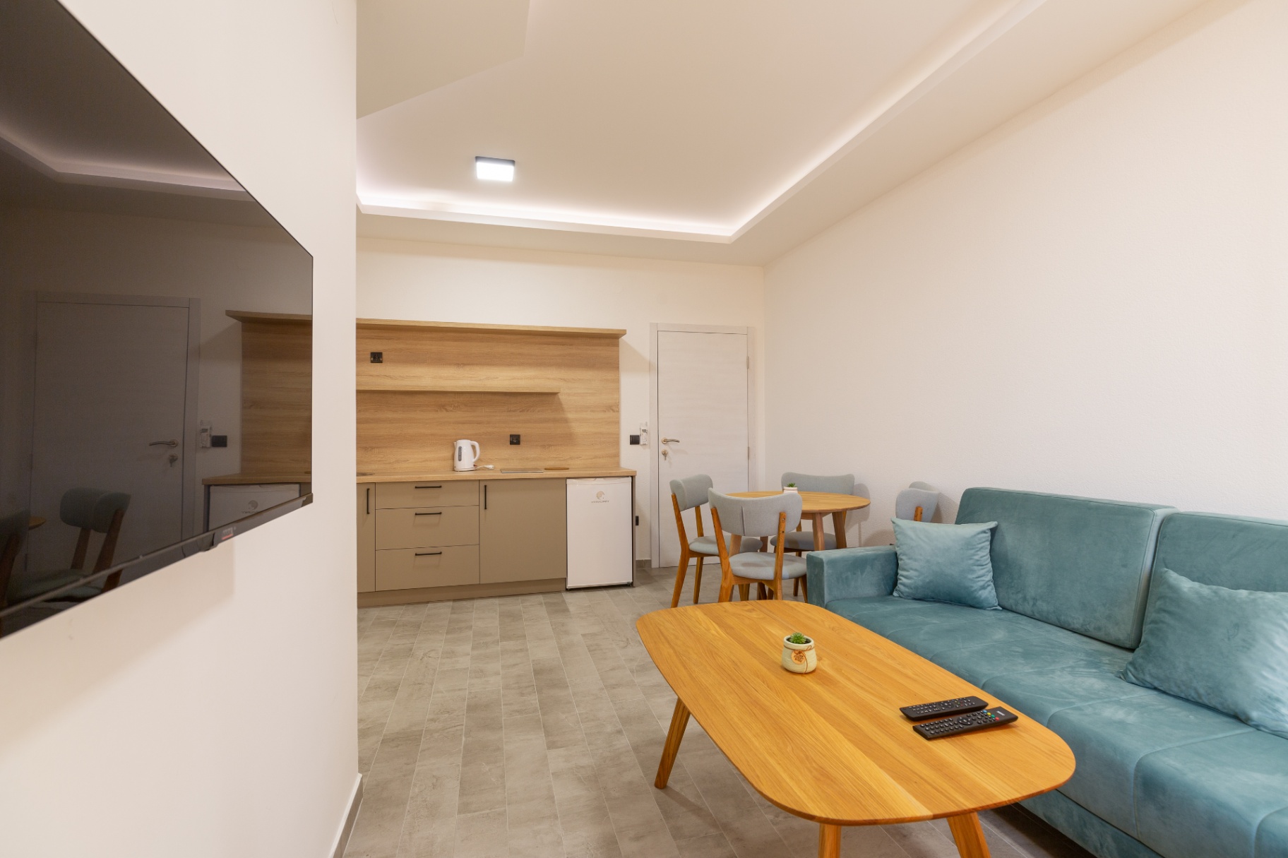Apartment 3