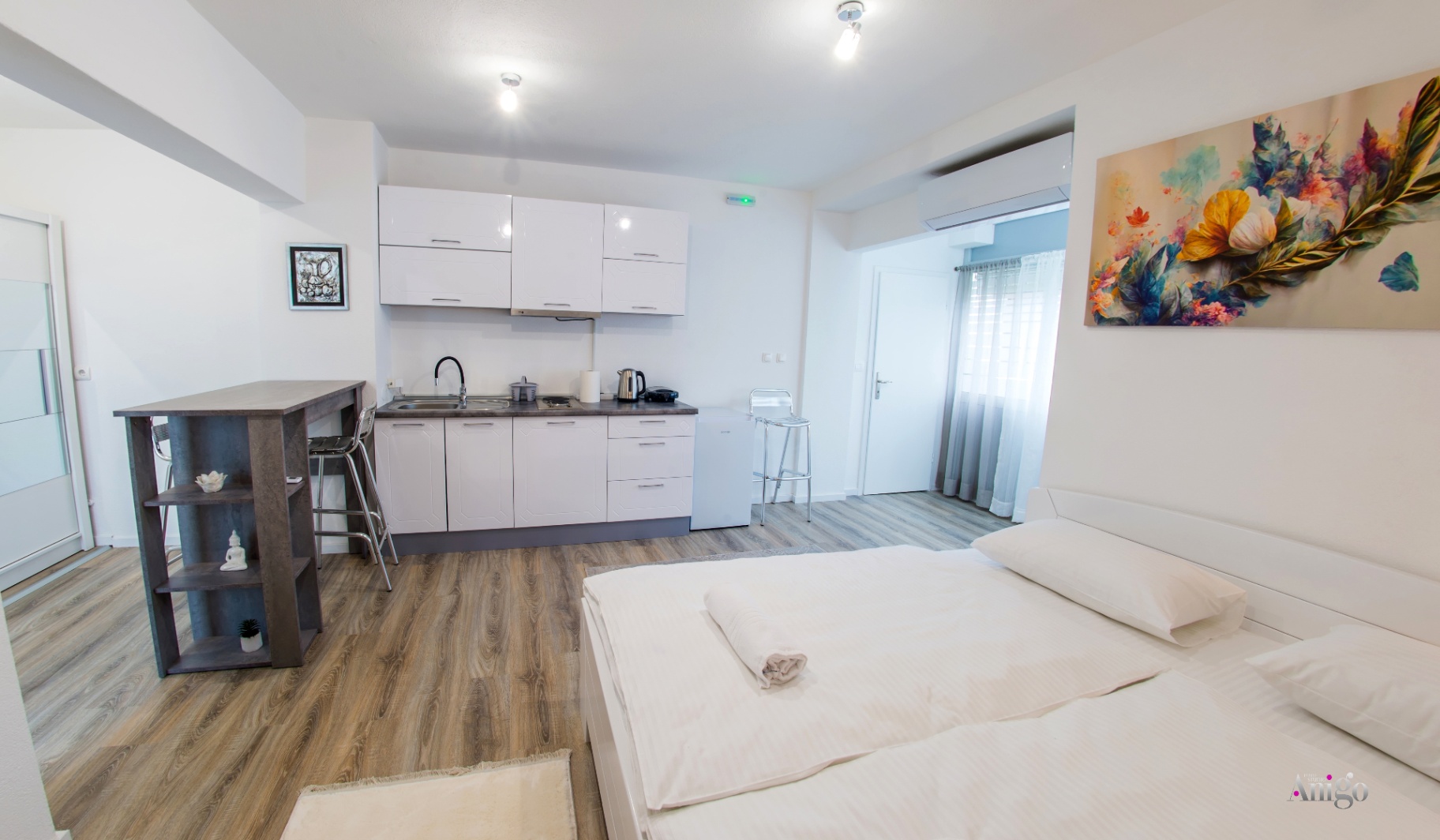 Denirom - Studio Apartment