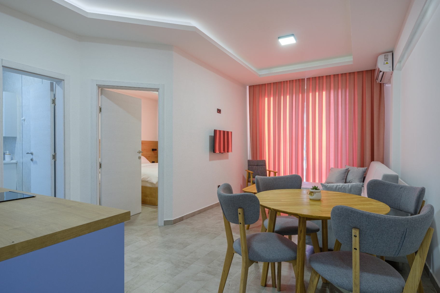 Apartment 4
