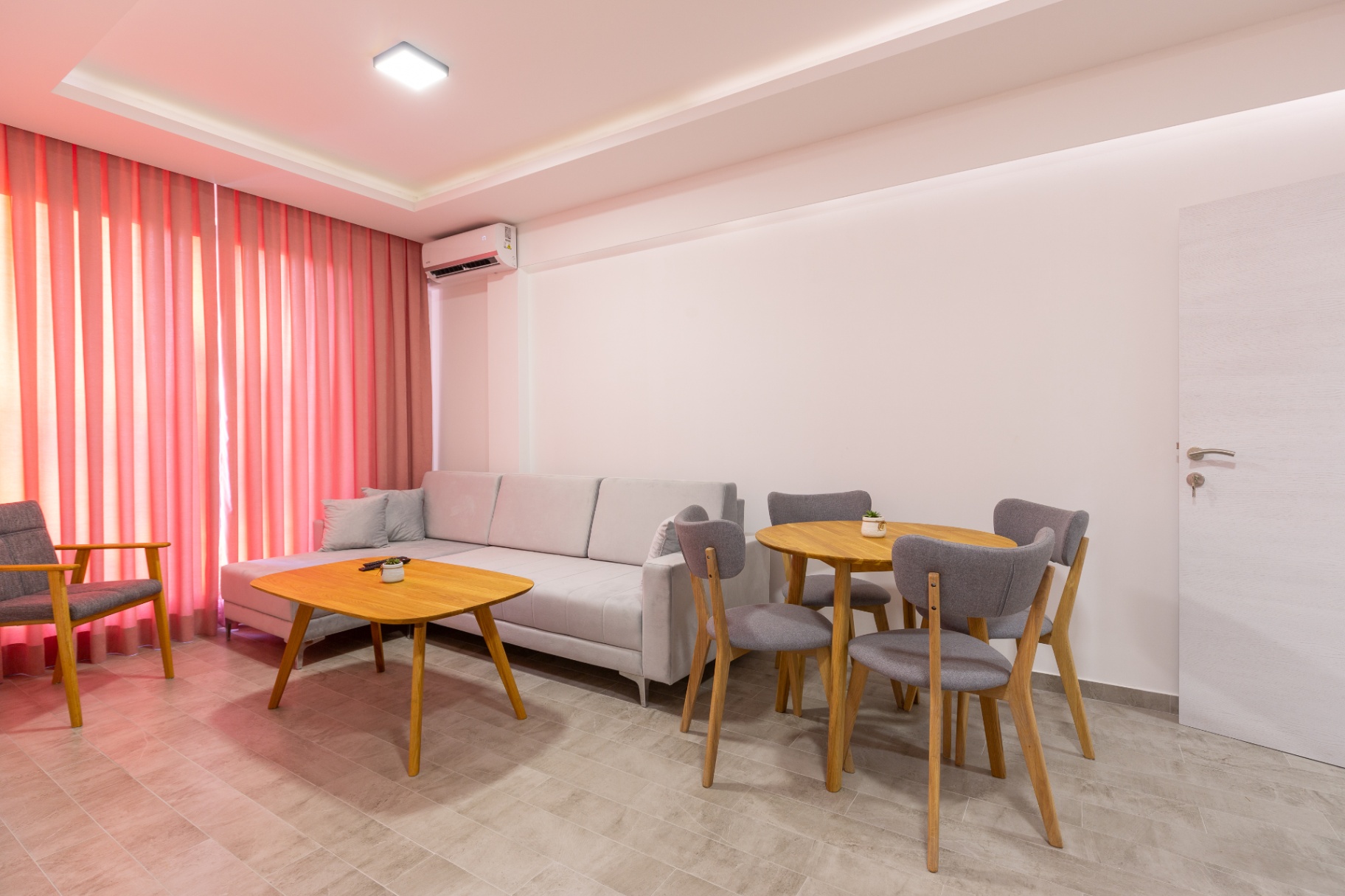 Apartment 4