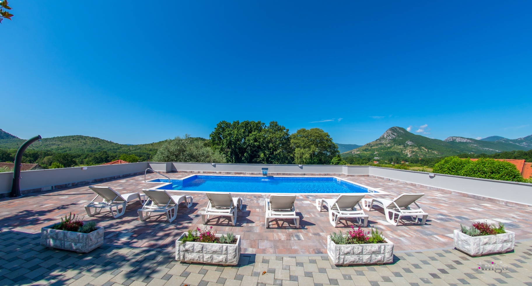 Villa Ellie