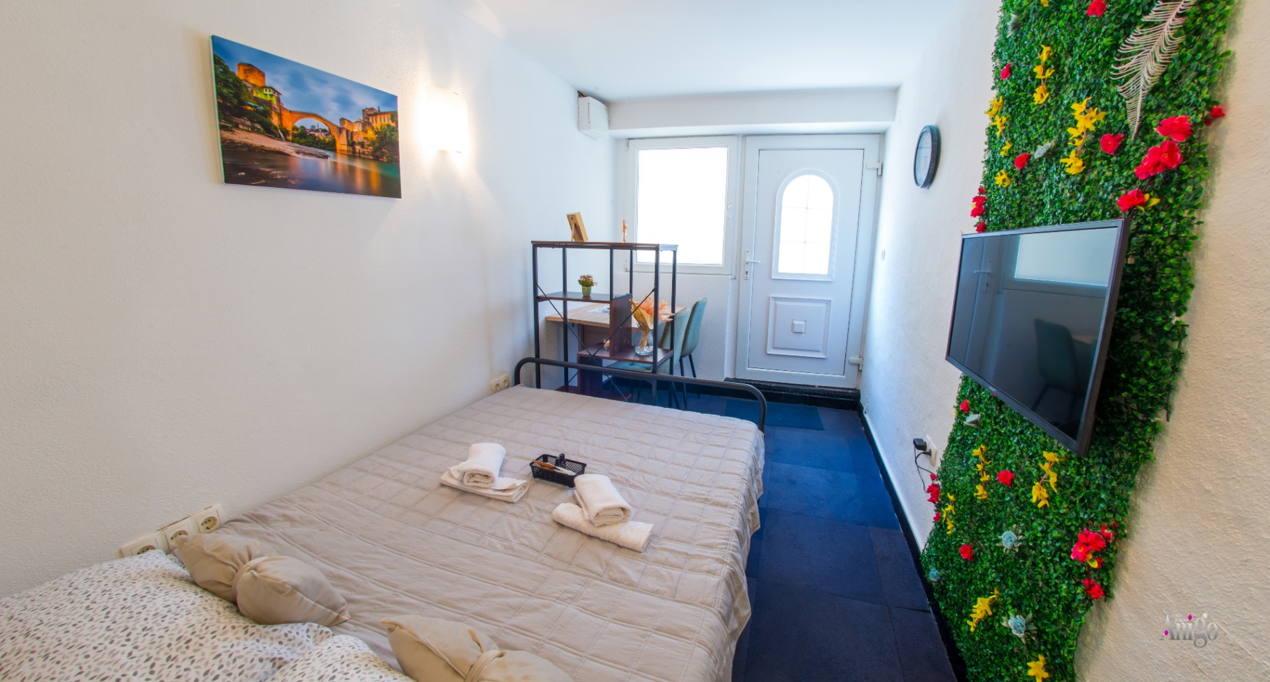 Studio Apartment Cozy Box