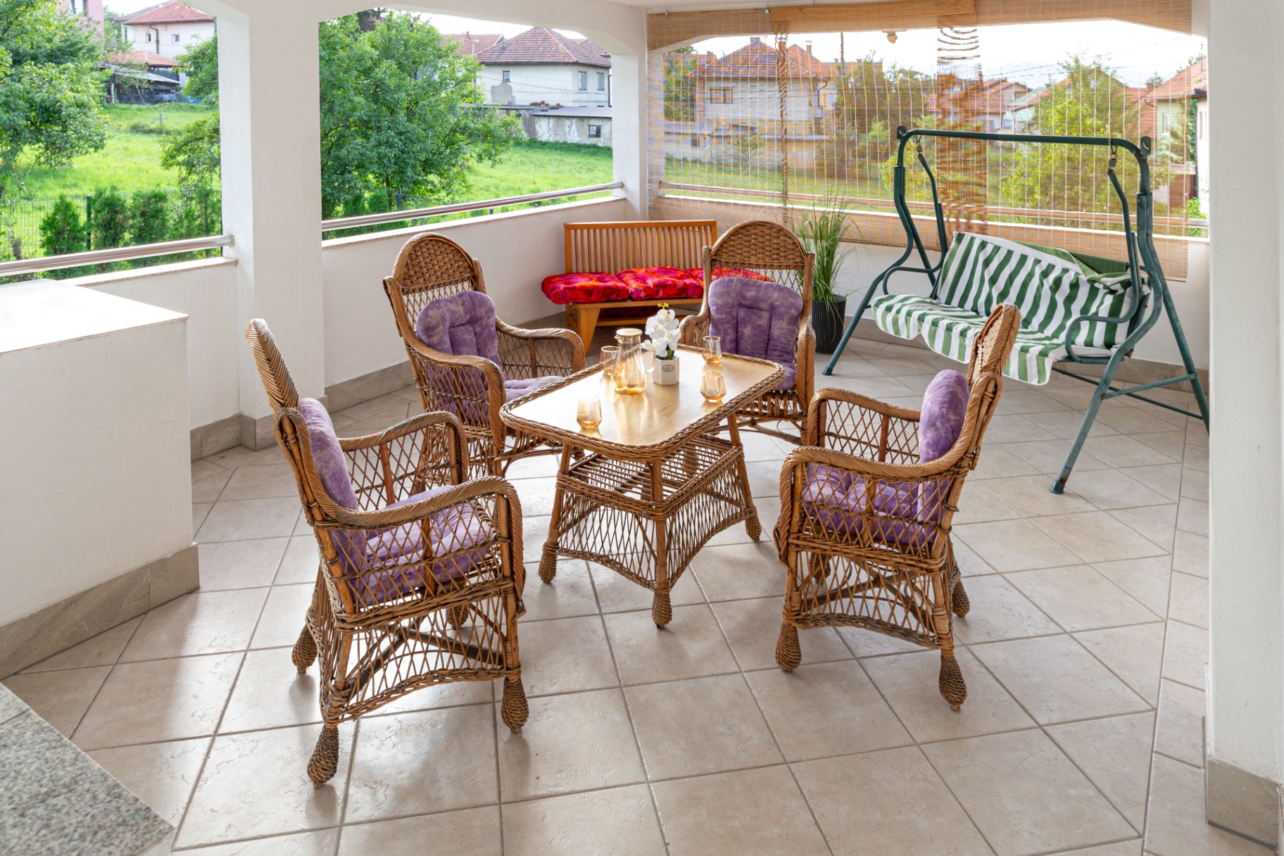 Evergreen Apartments - Apartment 4