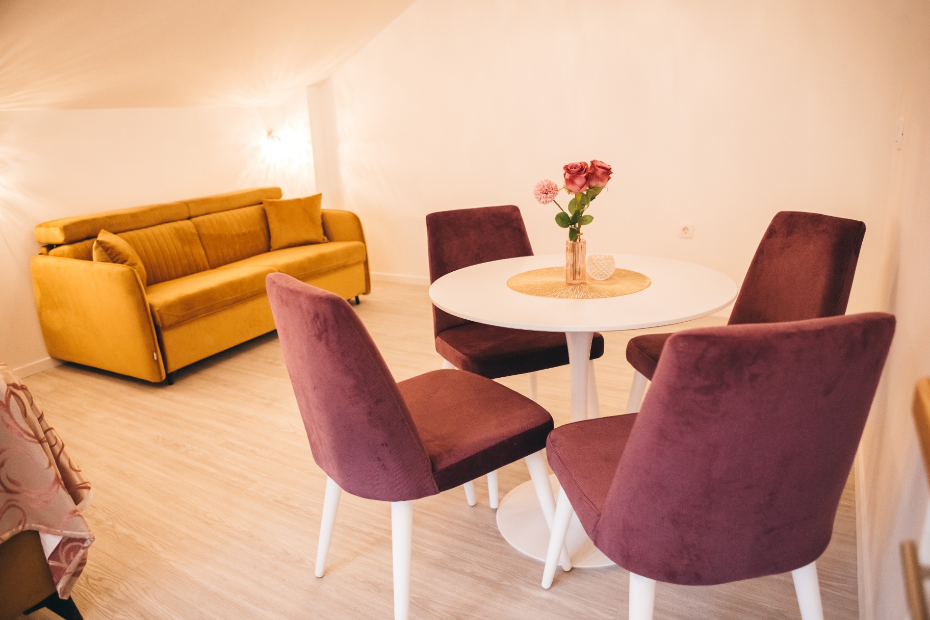 Golden Dream Apartment