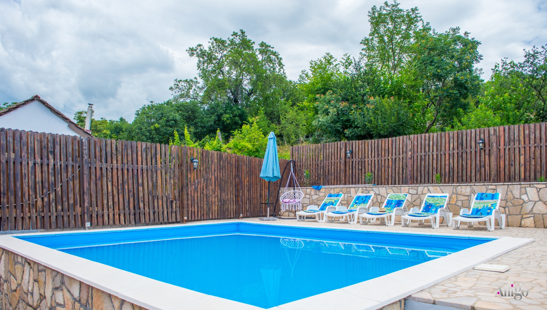 Retro Pool House