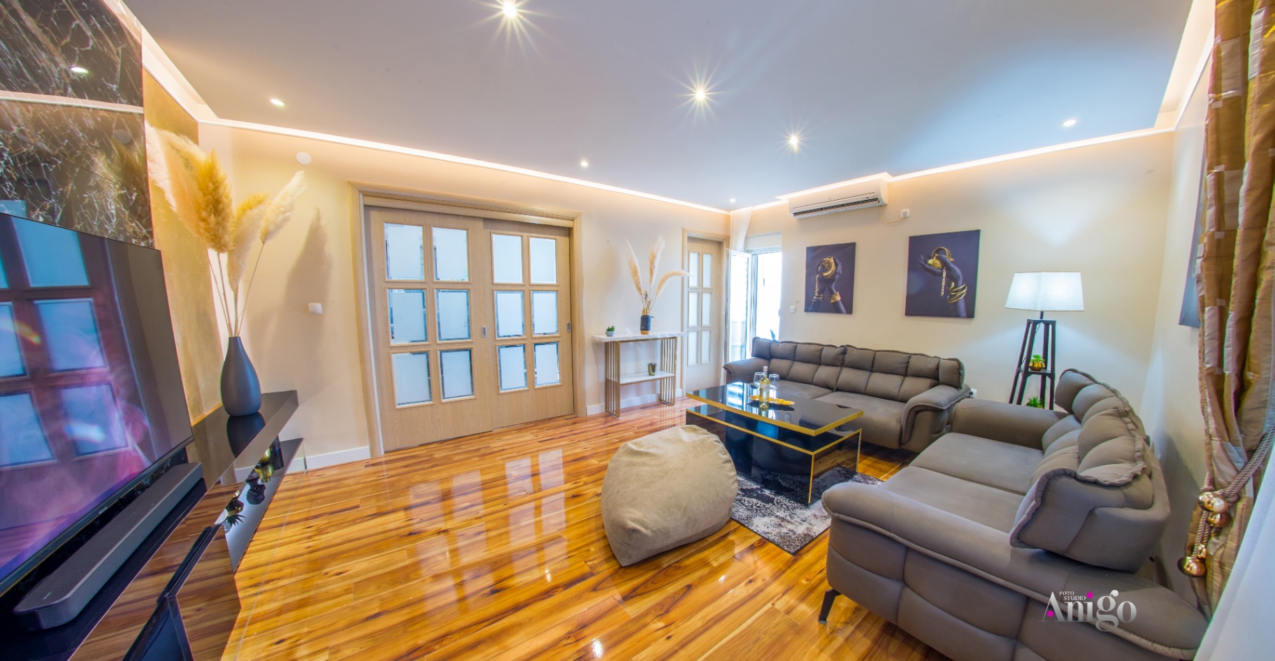 Luxury Apartment Black and Gold
