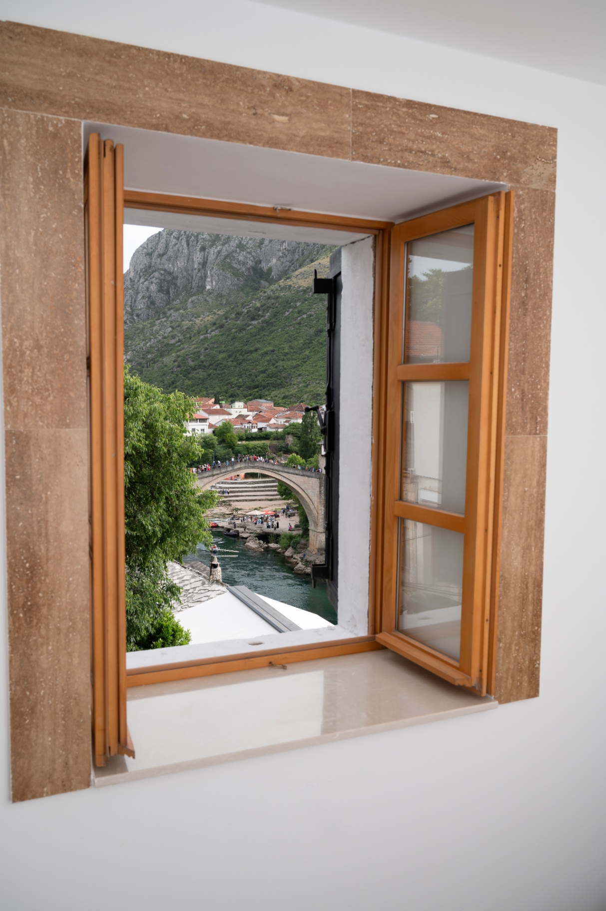 Sunrise Apartment 2 - with Old Bridge view